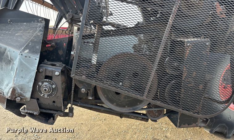 image for item FC1555 Gleaner F2 combine