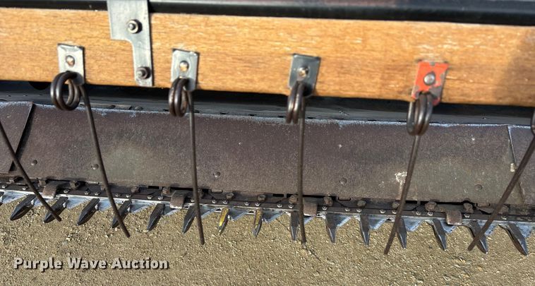 image for item FC1555 Gleaner F2 combine