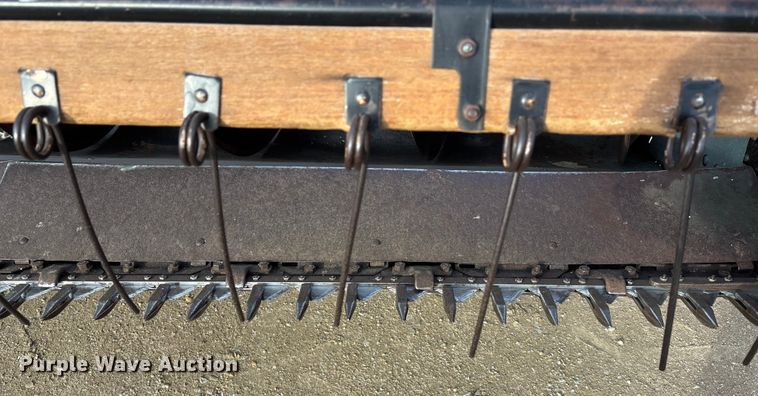 image for item FC1555 Gleaner F2 combine