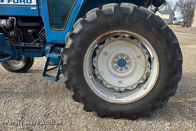 image for item FC1556 Ford 6700 tractor