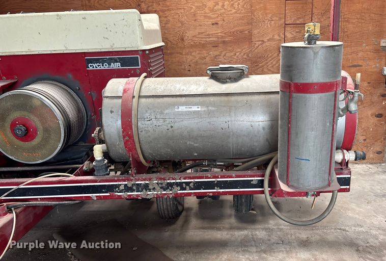 image for item FC1558 Case 900 Cyclo Air planter