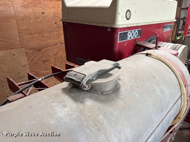 image for item FC1558 Case 900 Cyclo Air planter