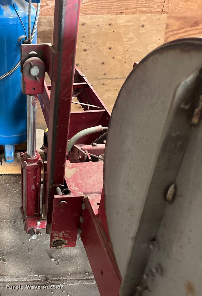 image for item FC1558 Case 900 Cyclo Air planter