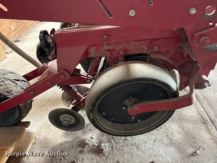 image for item FC1558 Case 900 Cyclo Air planter