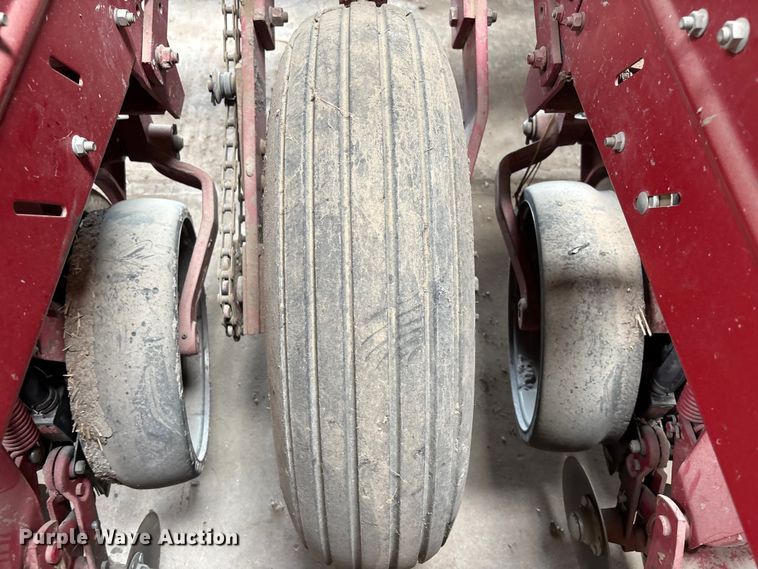 image for item FC1558 Case 900 Cyclo Air planter