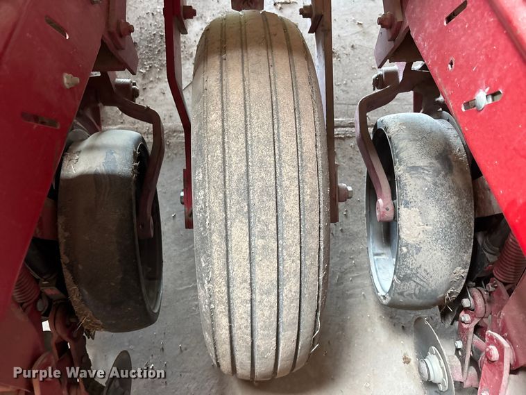 image for item FC1558 Case 900 Cyclo Air planter