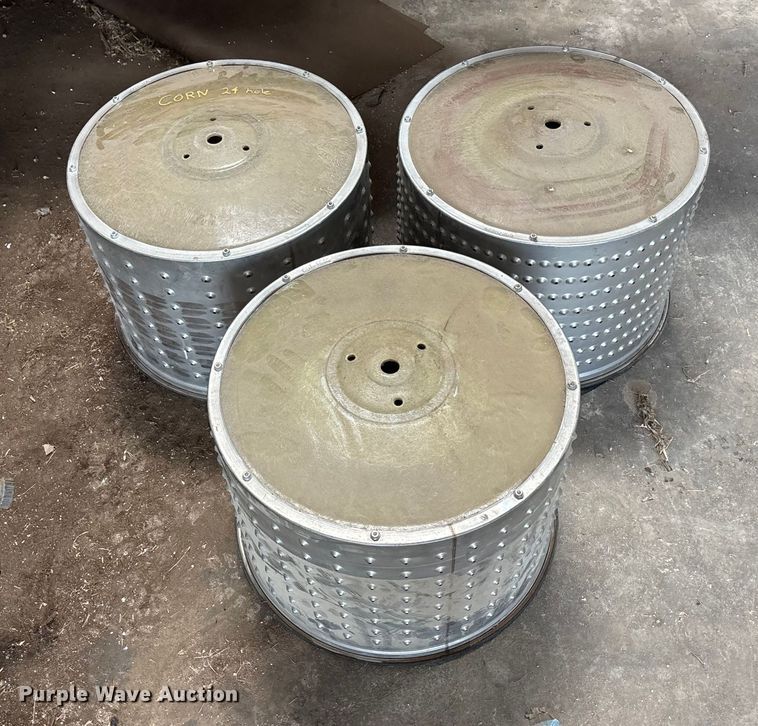 image for item FC1558 Case 900 Cyclo Air planter