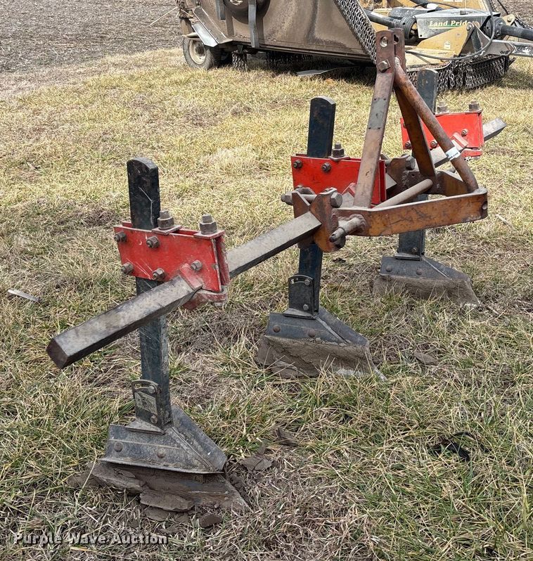 image for item FC1559 Henry Row Hoe furrowing hoe