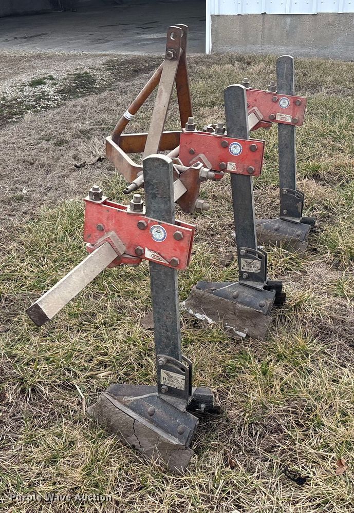 image for item FC1559 Henry Row Hoe furrowing hoe