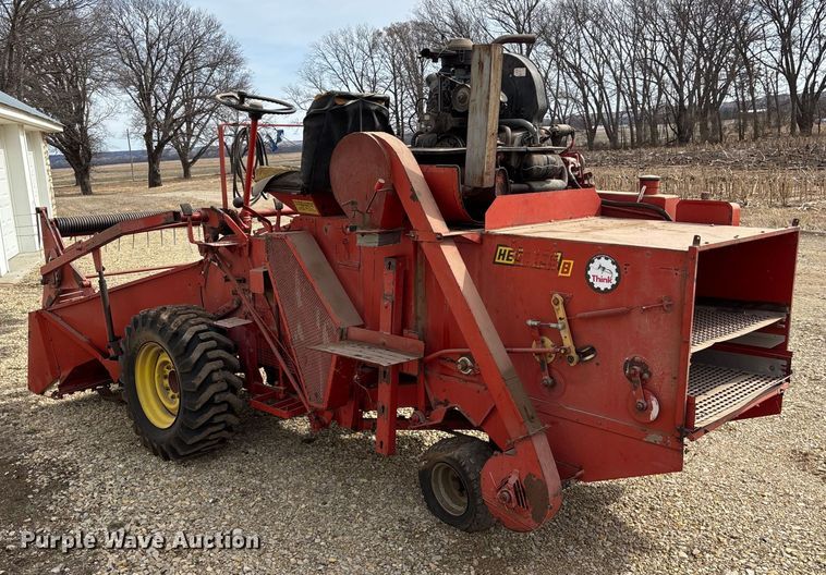 image for item FC1563 1979 Hege 115B combine