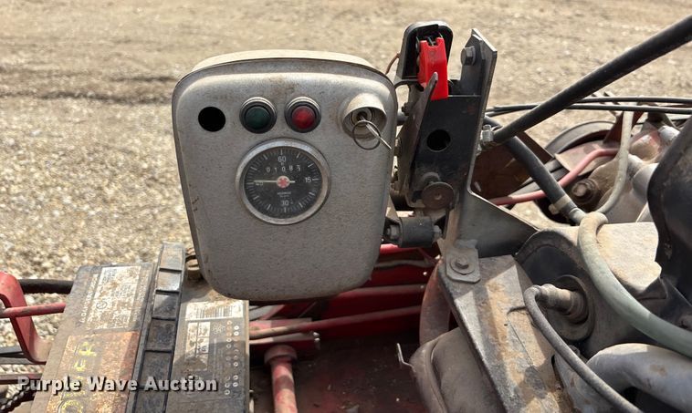 image for item FC1563 1979 Hege 115B combine