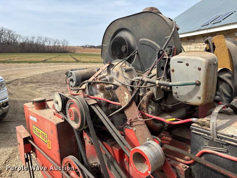 image for item FC1563 1979 Hege 115B combine