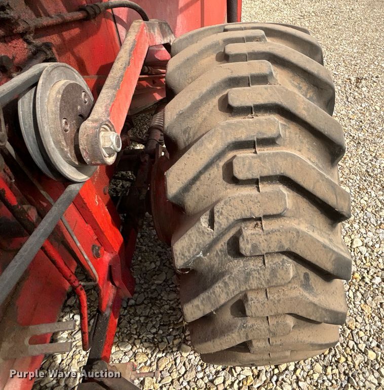 image for item FC1563 1979 Hege 115B combine