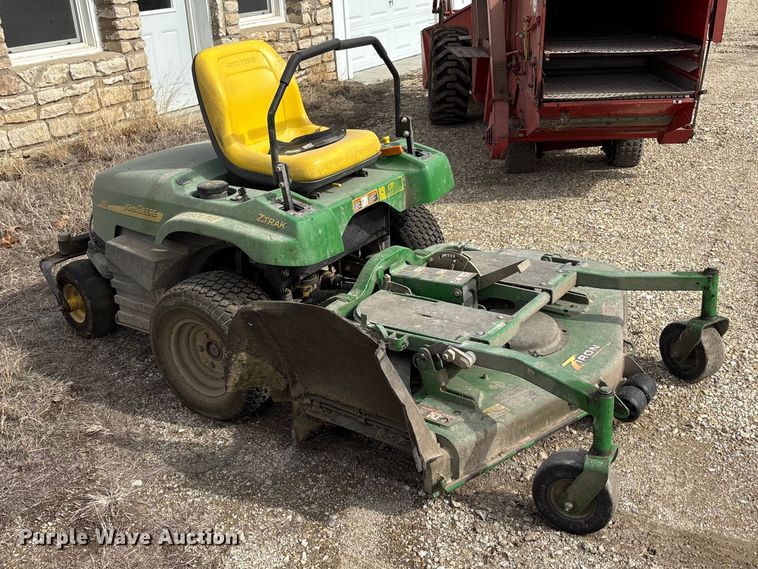 image for item FC1564 John Deere F687 ZTR lawn mower
