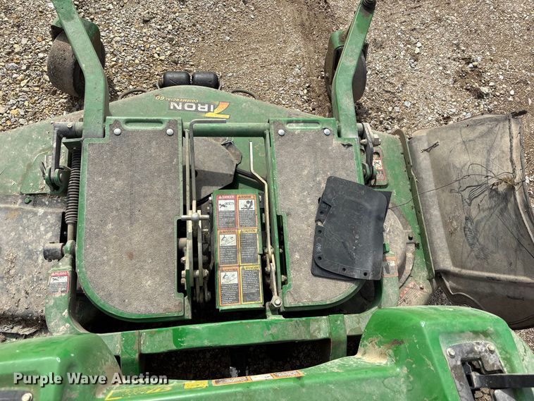 image for item FC1564 John Deere F687 ZTR lawn mower