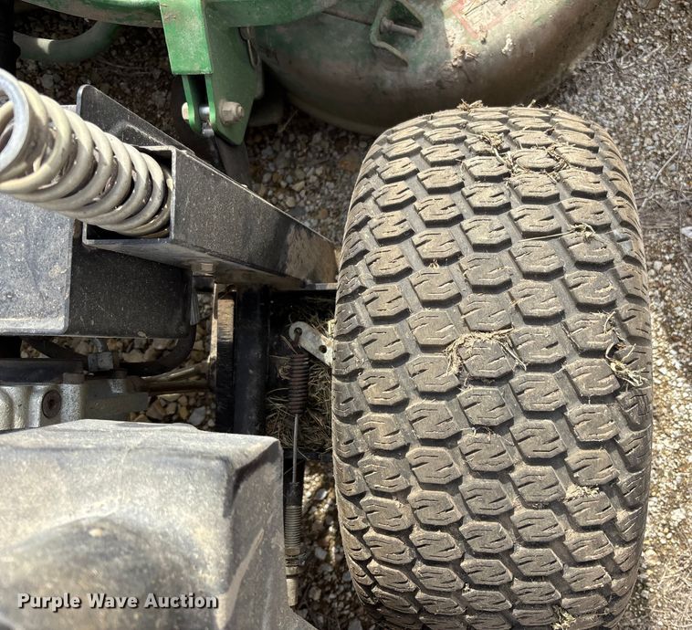 image for item FC1564 John Deere F687 ZTR lawn mower