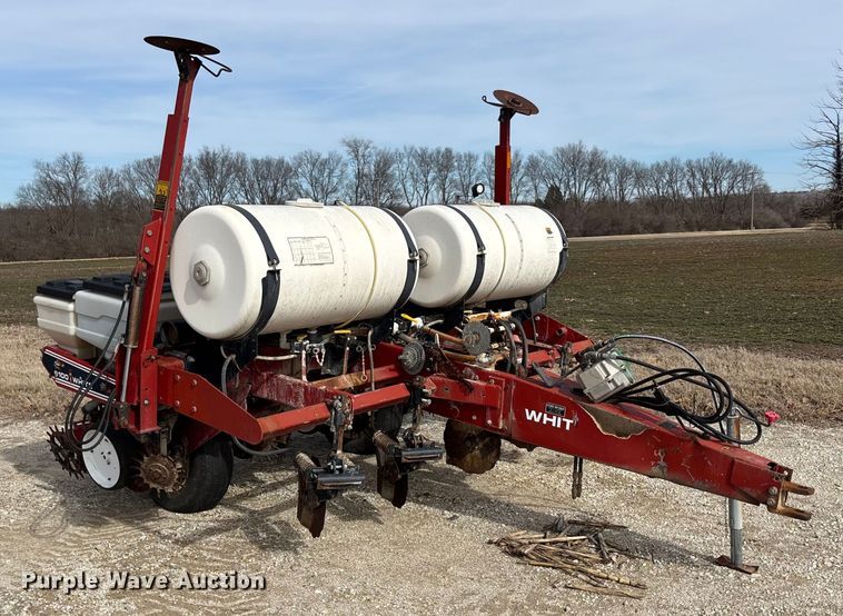 image for item FC1565 White 6100 planter