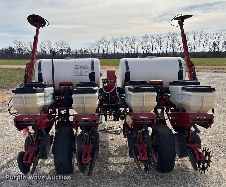 image for item FC1565 White 6100 planter