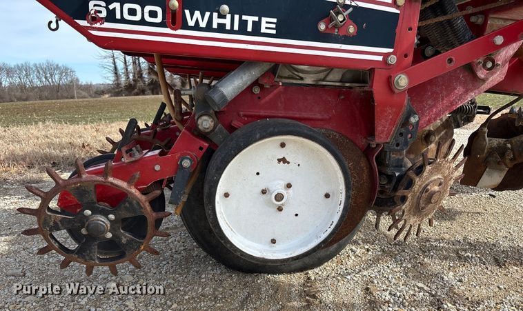 image for item FC1565 White 6100 planter