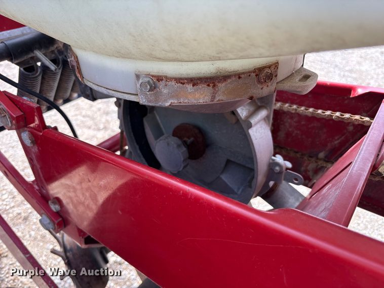 image for item FC1565 White 6100 planter