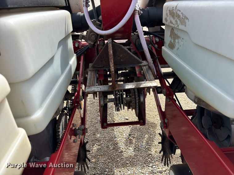 image for item FC1565 White 6100 planter