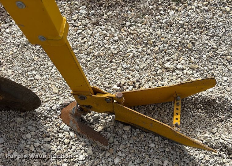 image for item FC1568 Buffalo Scout Row Crop field cultivator
