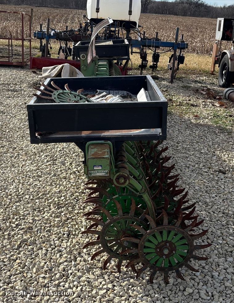 image for item FC1569 John Deere E0400 rotary hoe