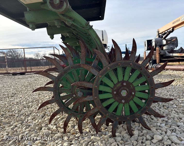 image for item FC1569 John Deere E0400 rotary hoe