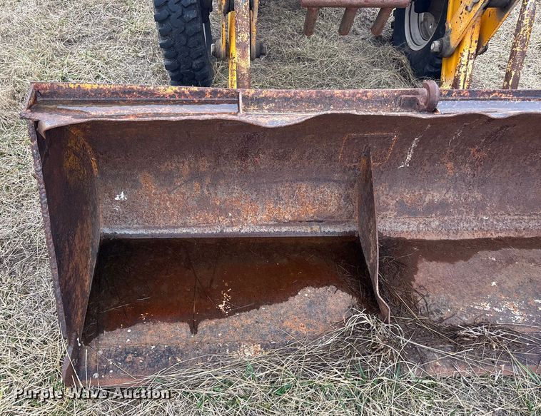 image for item FC1570 Massey Ferguson 175 tractor