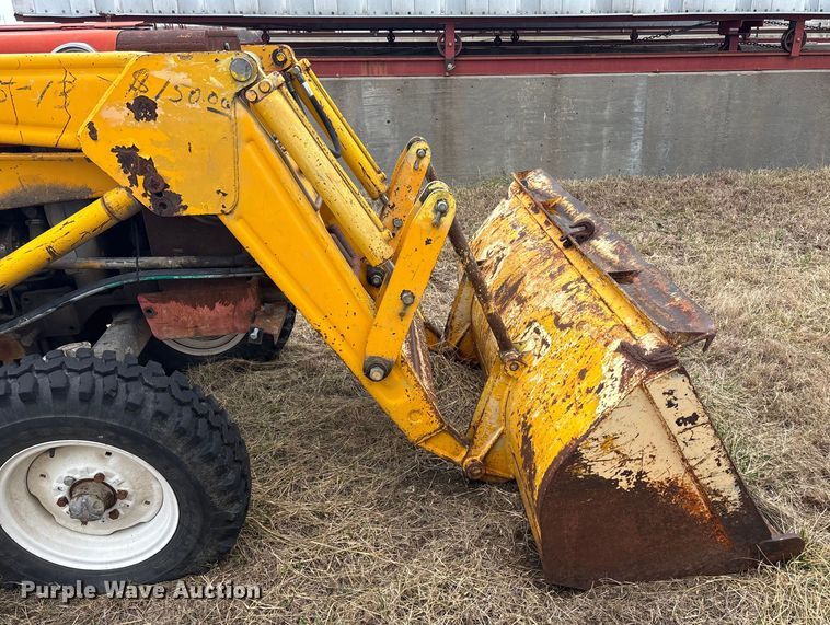 image for item FC1570 Massey Ferguson 175 tractor