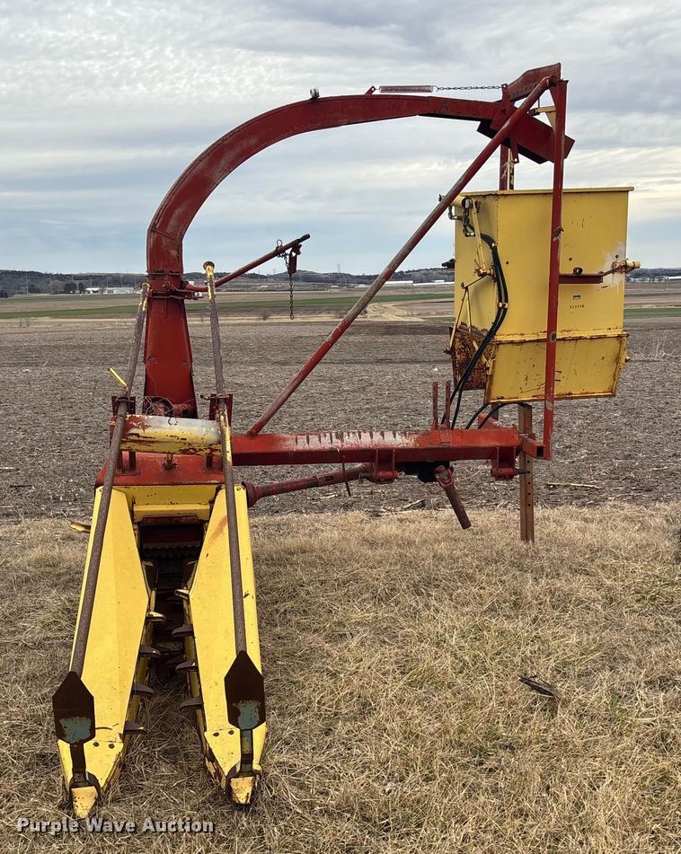 image for item FC1571 Sperry New holland 707 forage harvester