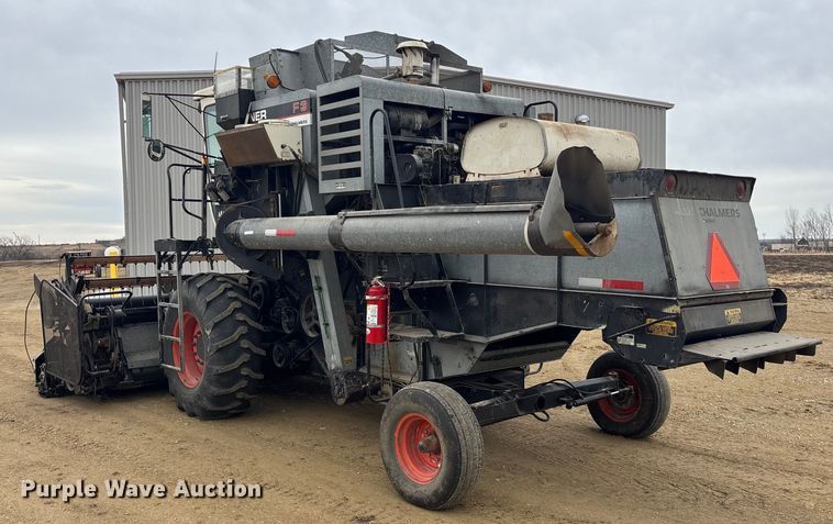image for item FC1575 Gleaner F3 combine