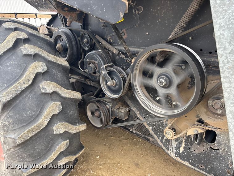 image for item FC1575 Gleaner F3 combine