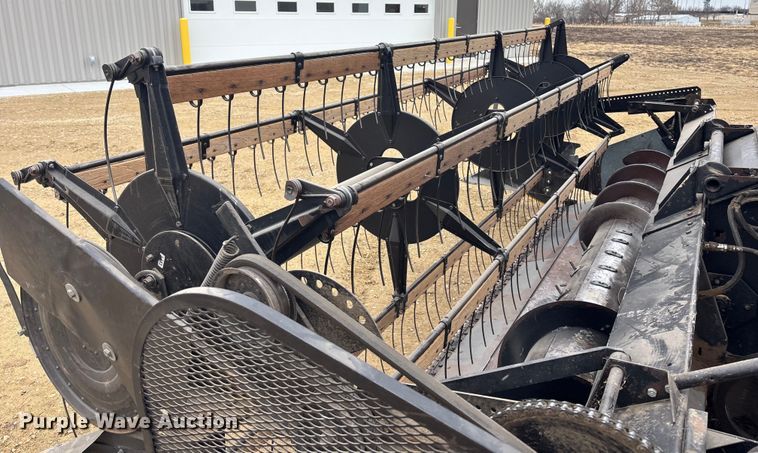 image for item FC1575 Gleaner F3 combine