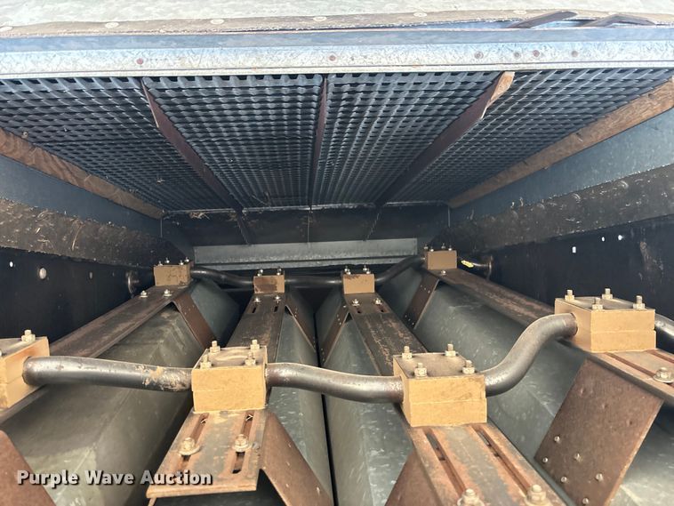 image for item FC1575 Gleaner F3 combine