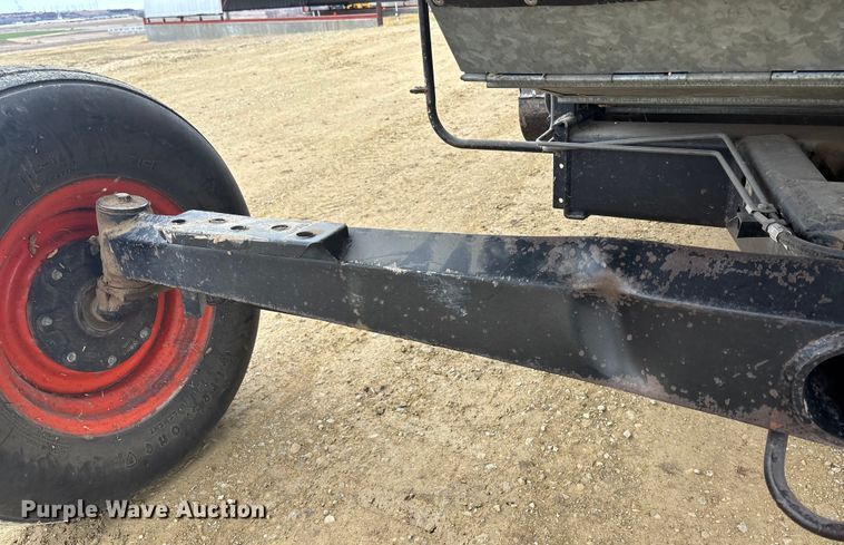 image for item FC1575 Gleaner F3 combine