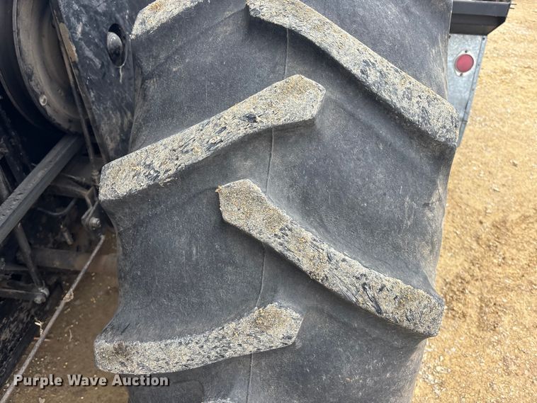 image for item FC1575 Gleaner F3 combine