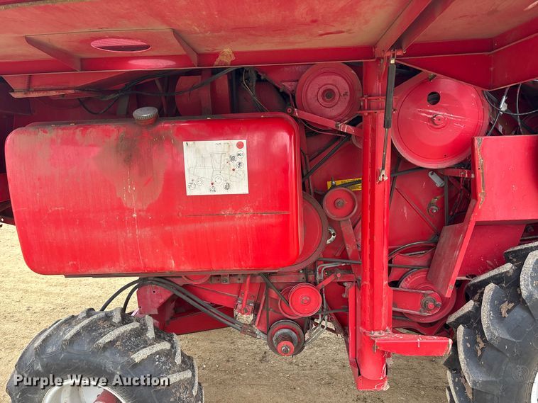 image for item FC1577 Massey Ferguson 8XP Combine