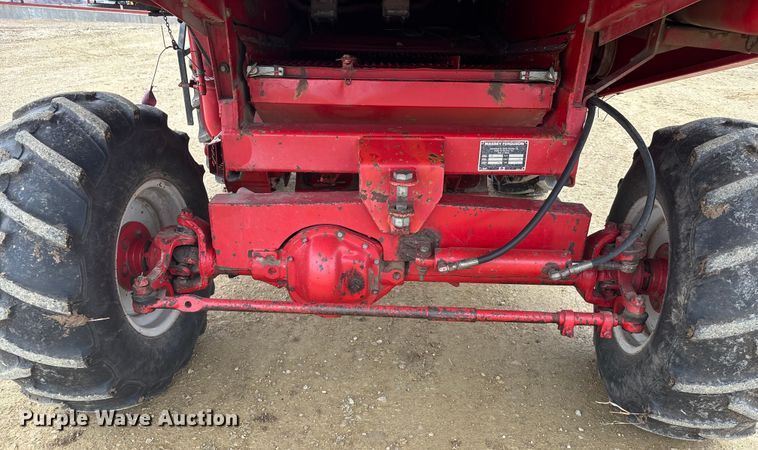 image for item FC1577 Massey Ferguson 8XP Combine