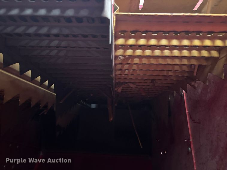 image for item FC1577 Massey Ferguson 8XP Combine