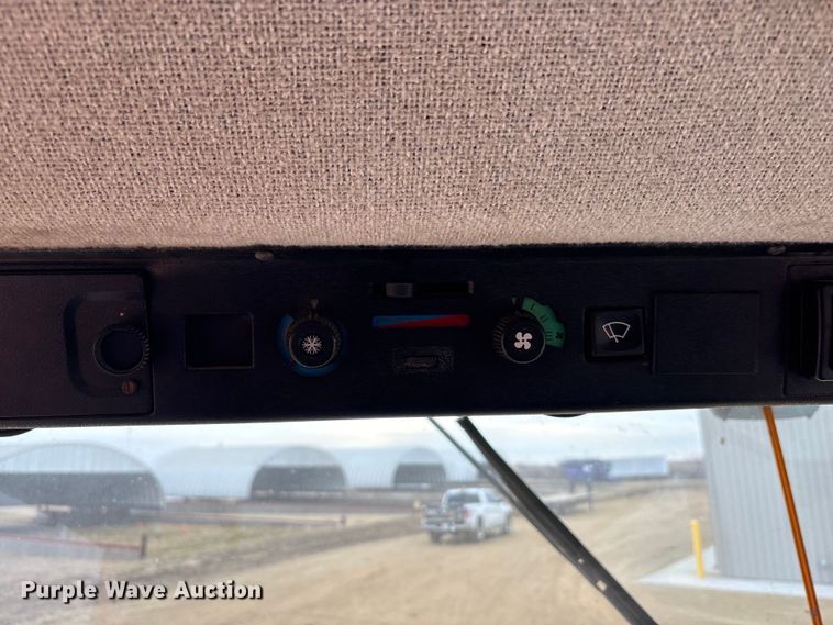 image for item FC1577 Massey Ferguson 8XP Combine