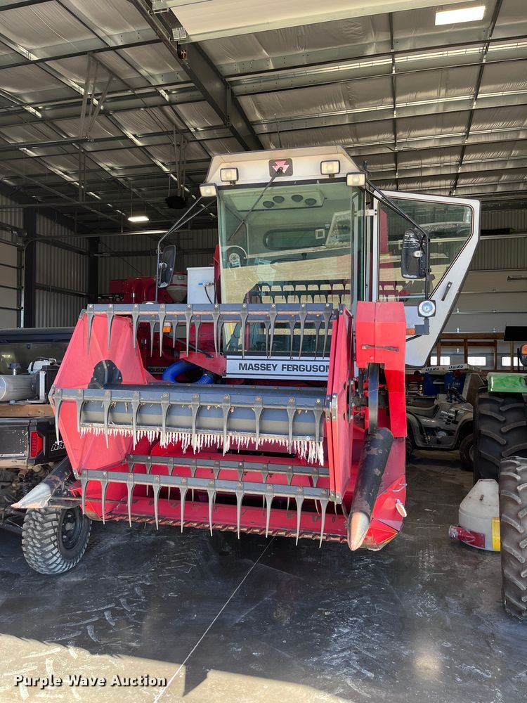 image for item FC1577 Massey Ferguson 8XP RWA combine