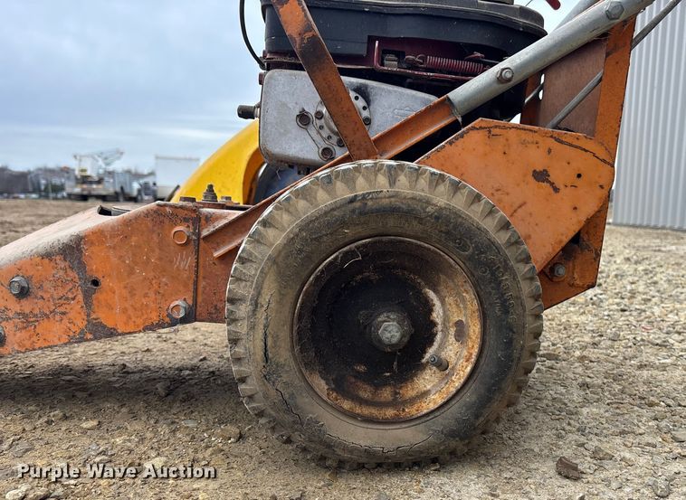 image for item FC1581 (4) sickle bar mowers