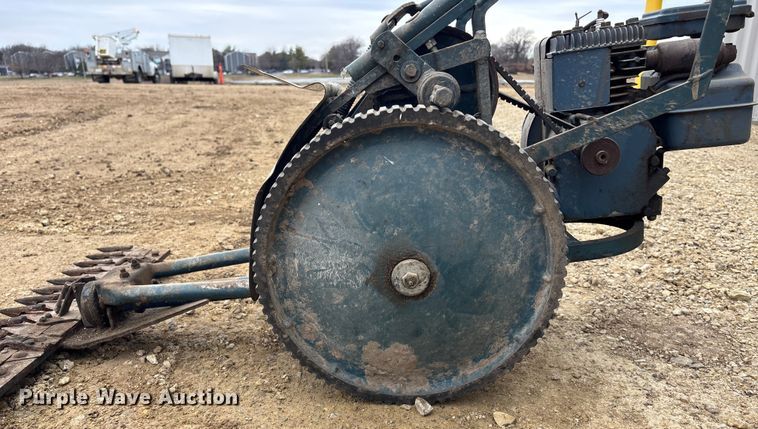 image for item FC1581 (4) sickle bar mowers