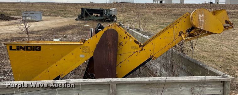 image for item FC1584 Lindig D12 soil shredder