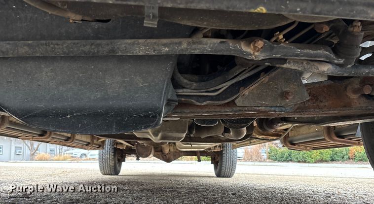 image for item FC1585 2003 Ford E350 Extended van