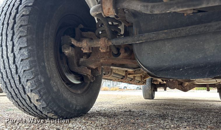 image for item FC1585 2003 Ford E350 Extended van