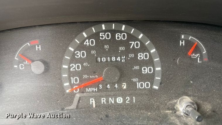 image for item FC1585 2003 Ford E350 Extended van