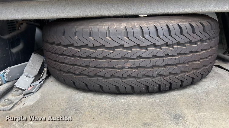 image for item FC1585 2003 Ford E350 Extended van