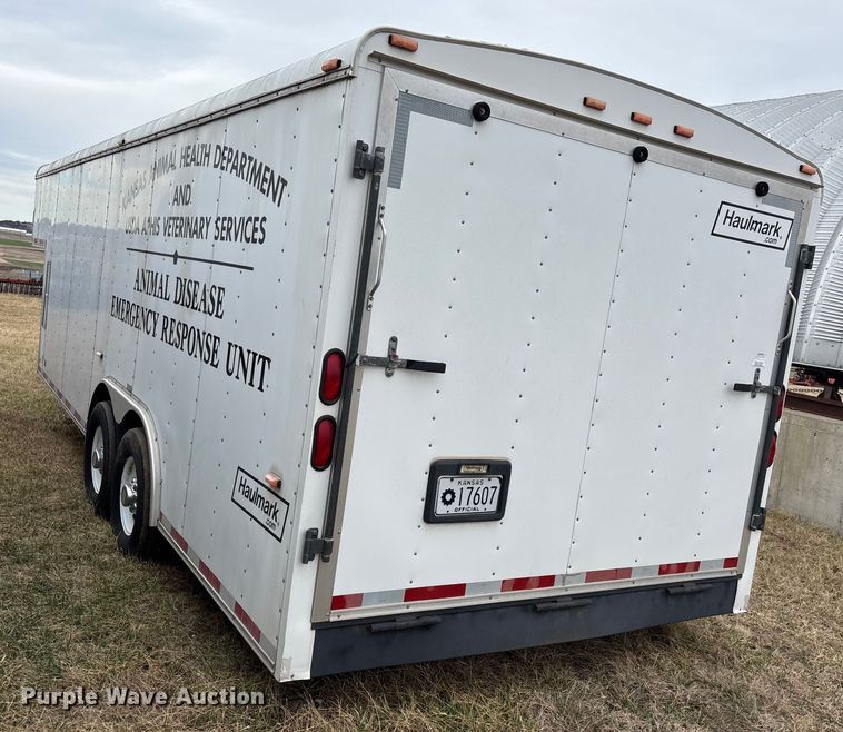 image for item FC1586 2003 Hallmark  GRG85X28WT5 enclosed cargo trailer